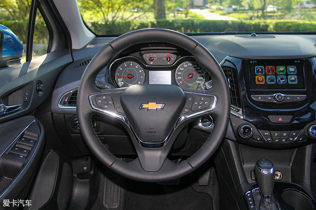 舒适性和运动性都好的车,雪佛兰科鲁兹2014两厢油耗