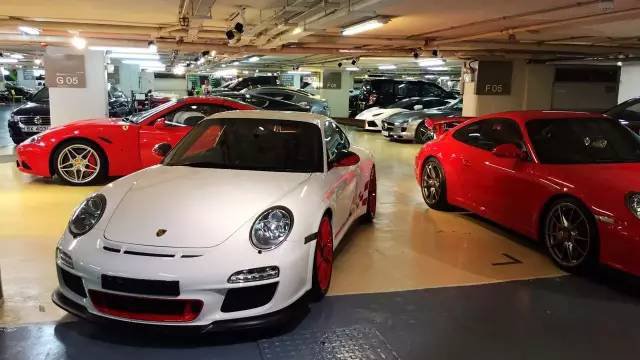 宝马m5在香港售价 (官方认证二手车宝马m5)