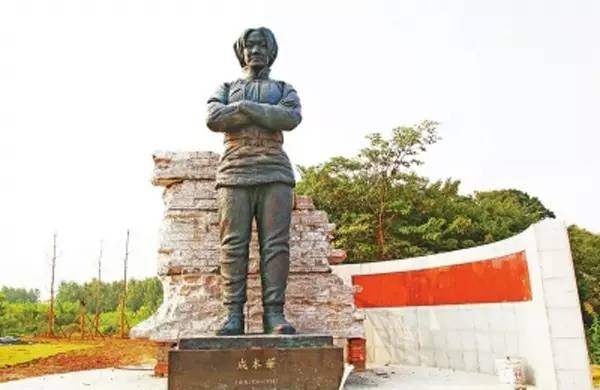 最美抗战女兵,抗战老女兵霸气眼神