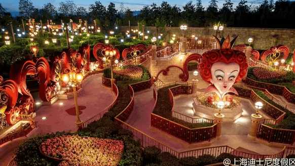 上海迪士尼情侣一天游攻略,七月上海迪士尼旅游攻略