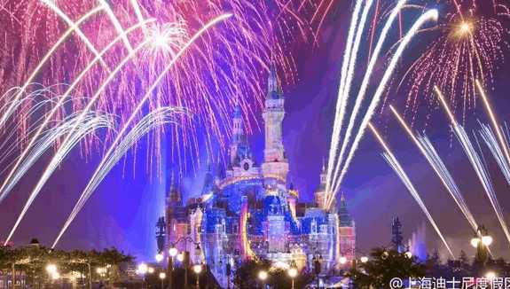 上海迪士尼情侣一天游攻略,七月上海迪士尼旅游攻略