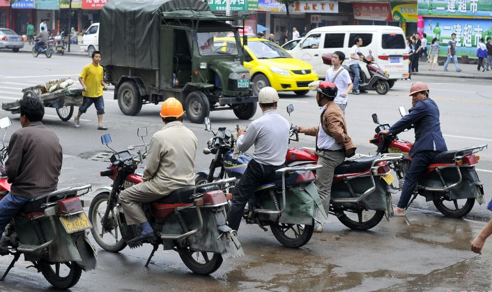 富士康司机工资一般多少钱,富士康货车司机工资多少