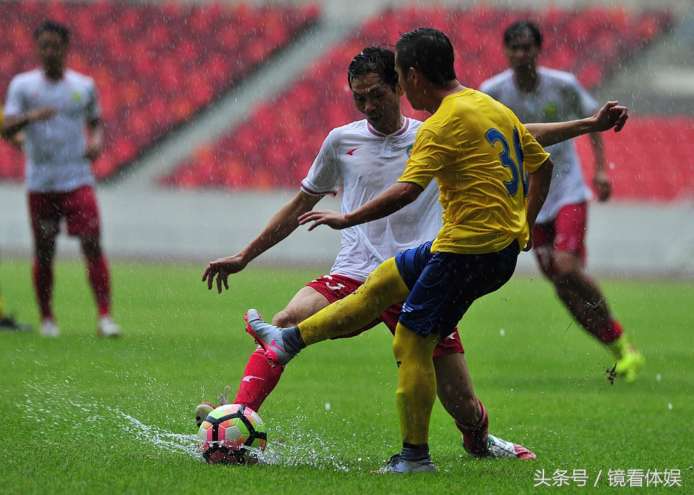 图说：下雨天男人户外*爱做**做的运动要注意什么