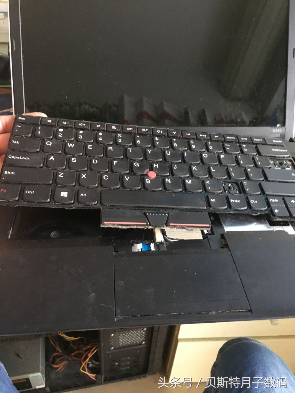 天太热联想E445笔记本电脑洗澡