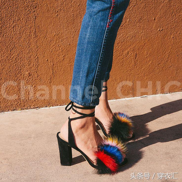 没错，要想时髦，是时候让你的高跟鞋“长毛”了！