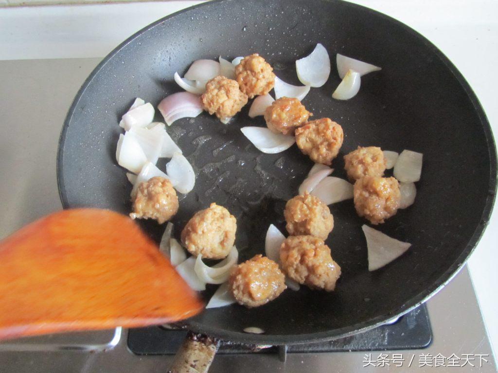 咖喱丸子做成的汤,咖喱丸子还需要放什么