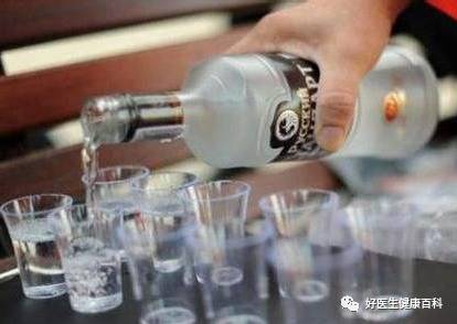 喝酒不能吃补药吗,喝酒不能吃消炎药吗