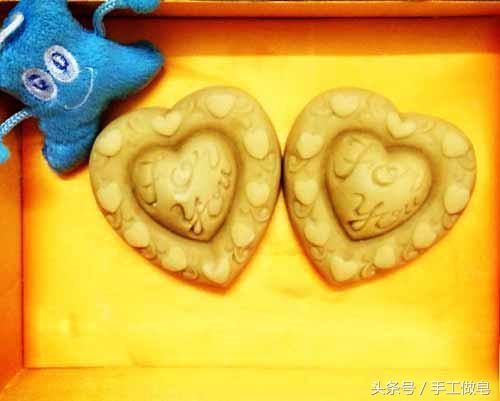 迷迭香红糖纯茶油手工皂步骤分享