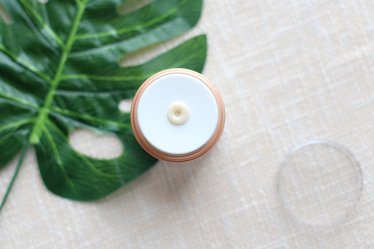 历经酷暑“白富美”是如何炼成的？——美白乳霜大比拼