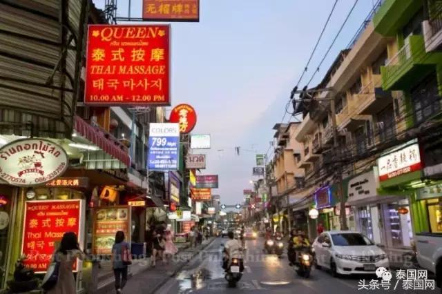 曼谷辉煌代购街在哪,曼谷辉煌代购街中餐烤鱼