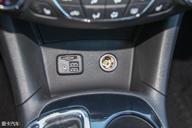 舒适性和运动性都好的车,雪佛兰科鲁兹2014两厢油耗