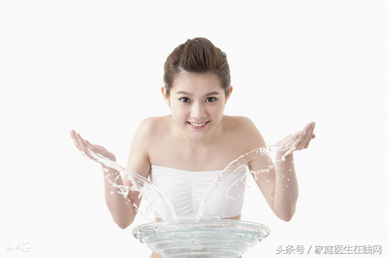 左边脸上长痘痘是什么原因引起的,为什么脸上老是长痘痘要怎么办