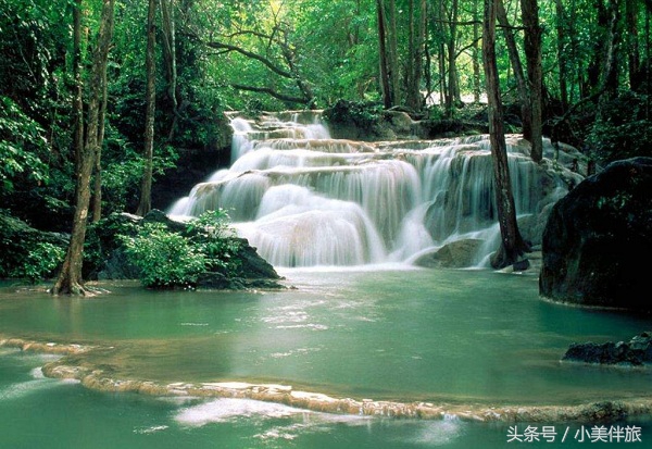 山清水秀景色迷人如入仙境,最美的溪水山水美景