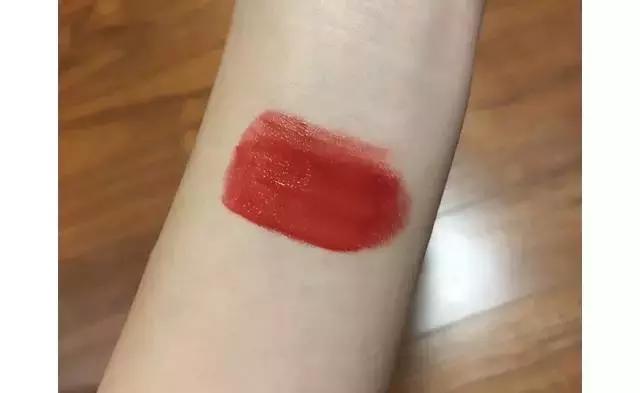 最爆的口红是哪几款,今年最火的口红是哪一款