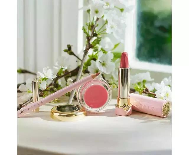 最爆的口红是哪几款,今年最火的口红是哪一款