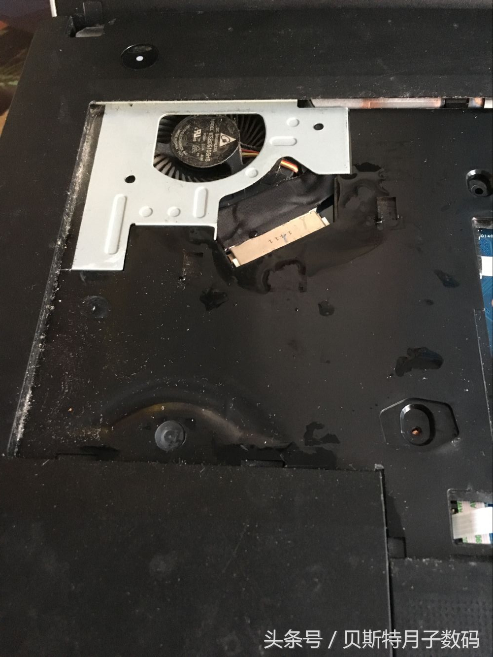 天太热联想E445笔记本电脑洗澡