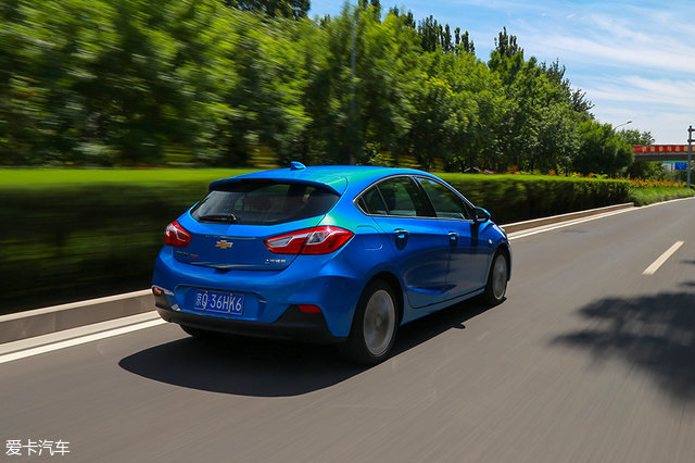 舒适性和运动性都好的车,雪佛兰科鲁兹2014两厢油耗