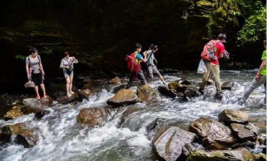 成都周边爬山最佳徒步攻略自由行,成都周边小众徒步冬季景点