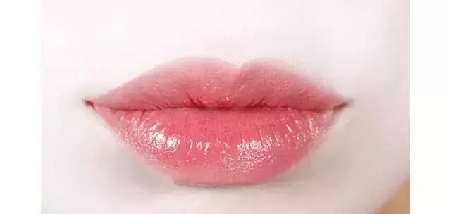 最爆的口红是哪几款,今年最火的口红是哪一款