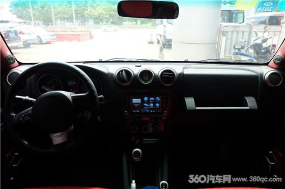 jeep牧马人秒变皮卡,吉普牧马人超级爆改越野