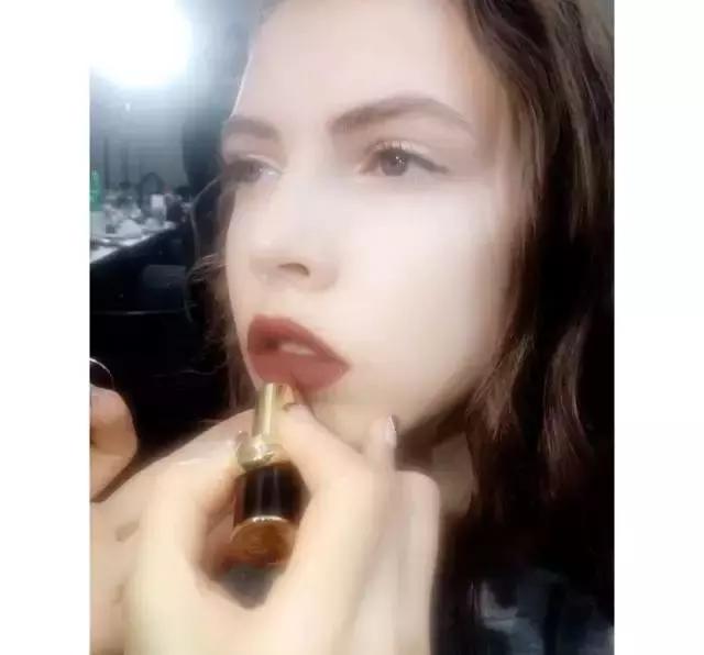 最爆的口红是哪几款,今年最火的口红是哪一款