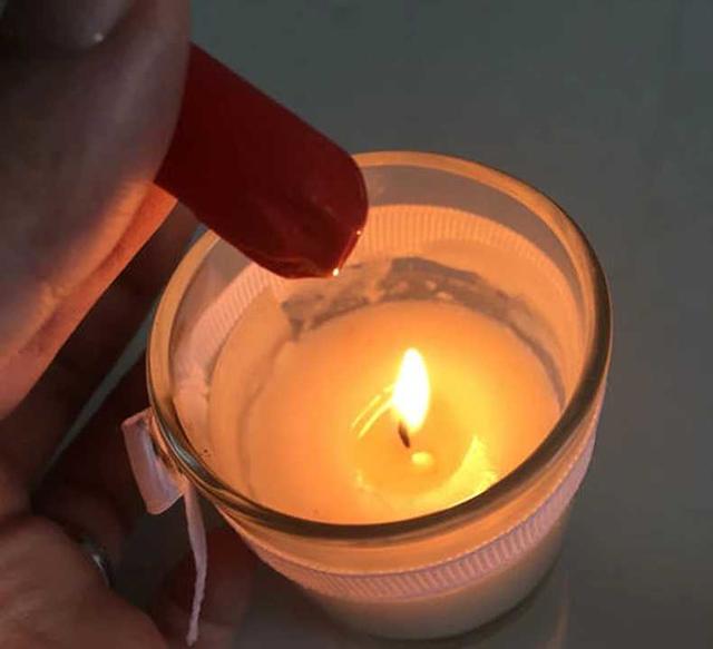 故意弄断女友口红,故意弄断女友的口红