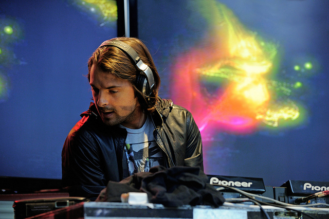 非噪音生产-明日世界的各路重拳