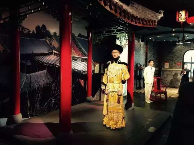 上海迪士尼情侣一天游攻略,七月上海迪士尼旅游攻略