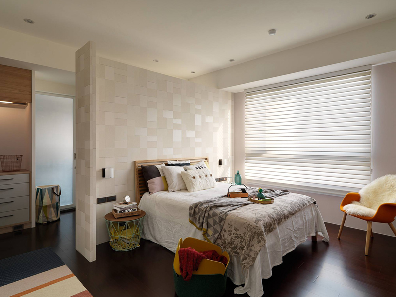 广州水韵蓝湾135平装修实景图，日式两居室造价15万，温馨