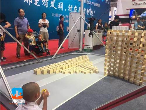 闂ㄧ綏闆嗛敠,闂ㄧ綏涓昏浣滃搧