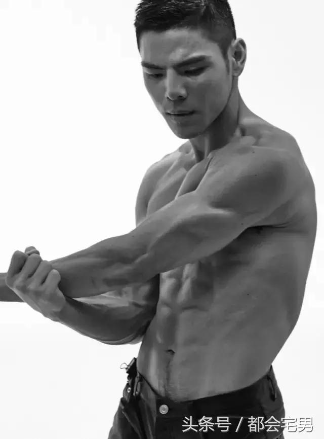 功夫小子帅气登场,功夫小子变身