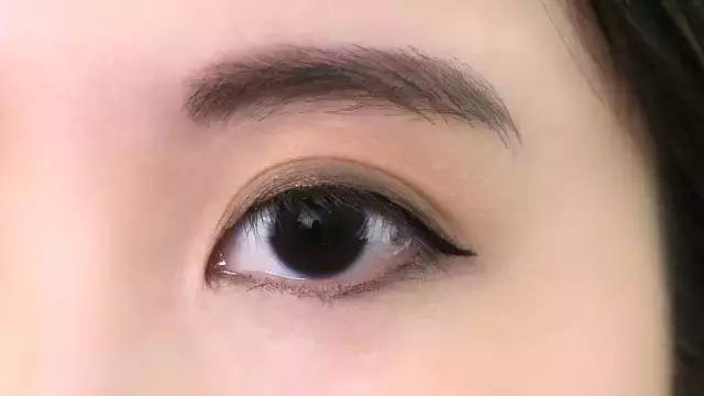 丹凤眼单眼皮内双怎么画眼妆,单眼皮肿眼泡内双截断式眼妆