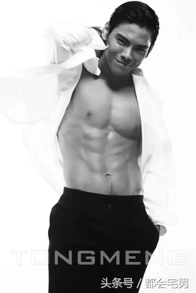 功夫小子帅气登场,功夫小子变身