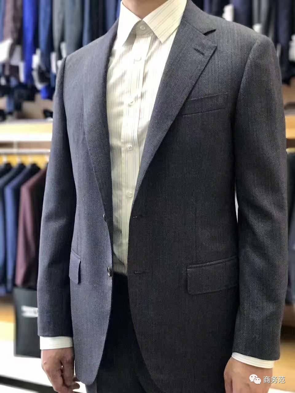 最适合30岁男人穿的品牌,30岁成功男人穿哪些品牌