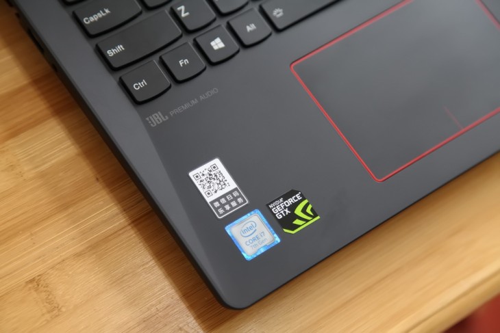 联想拯救者y720i77700hq键盘,拯救者y700和y720代哪个打游戏好