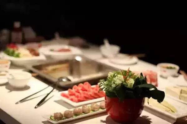 海底捞企业文化中的人性管理,海底捞的企业文化和管理风格