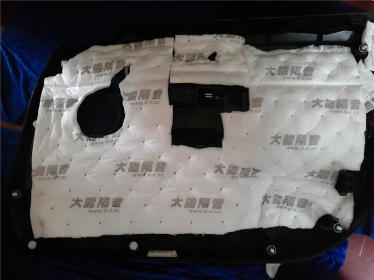 给汽车镀晶用什么材料,给汽车做地胶好吗