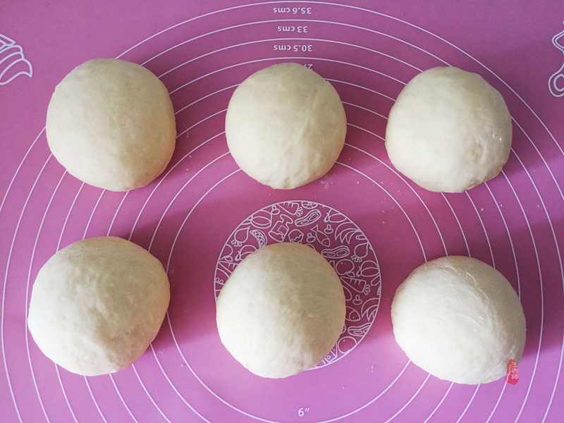 口感松软绵密丝滑香甜软糯不粘牙,绵软醇香