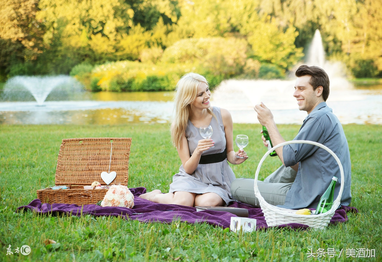 葡萄酒搭配的菜肴叫什么,葡萄酒搭配什么食物最健康