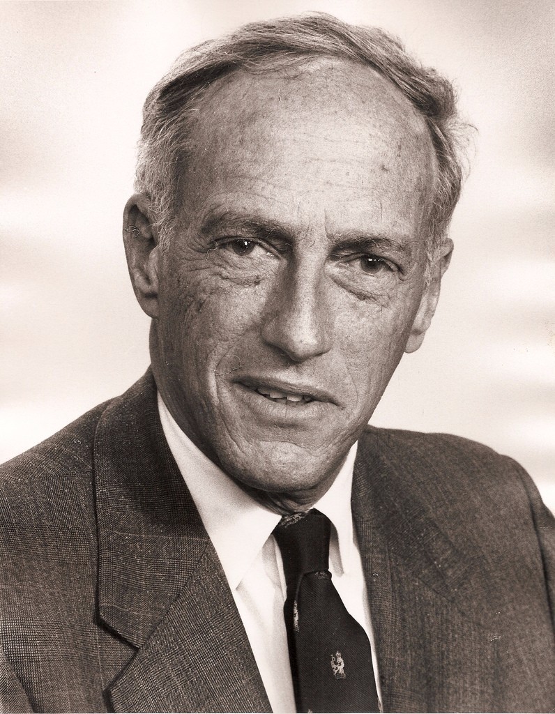 你狠心冲掉的便便，正成为许多肠胃病人的救星