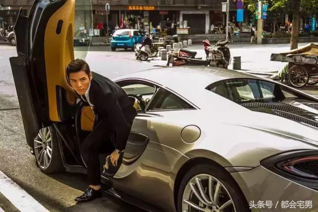 功夫小子帅气登场,功夫小子变身