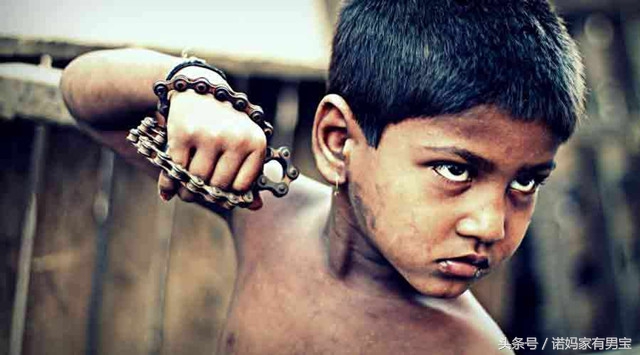 激素导致睾丸发育不良能治不,睾丸