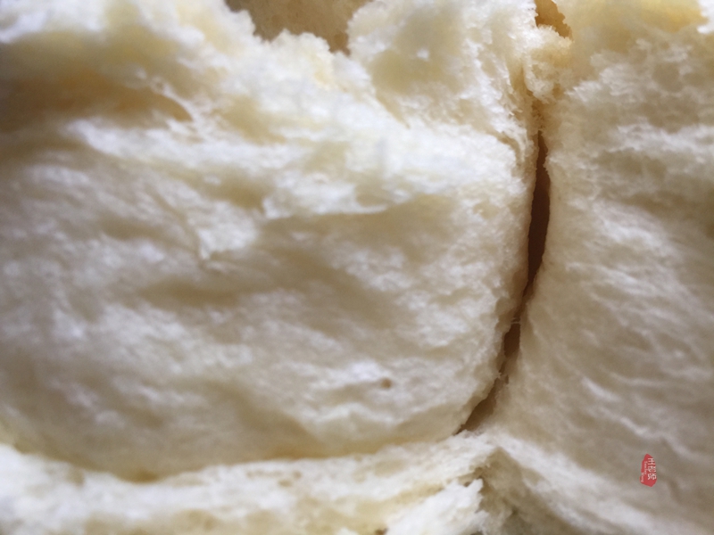 口感松软绵密丝滑香甜软糯不粘牙,绵软醇香