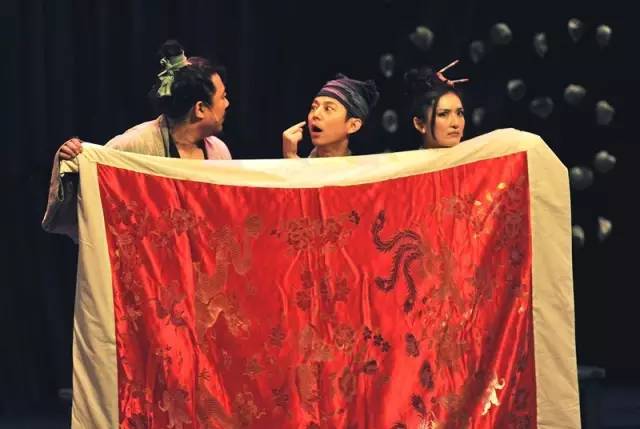 比明星厉害的是谁,比明星好看的演员