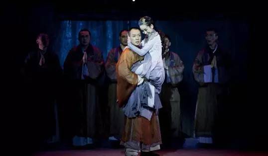 比明星厉害的是谁,比明星好看的演员