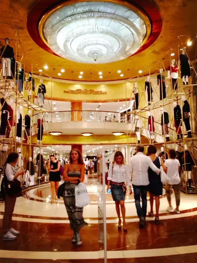 米兰购物必买清单及价格,米兰购物哪些品牌划算