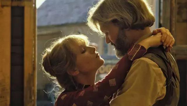 有的电影你嘴里说恨,身体却欲罢不能