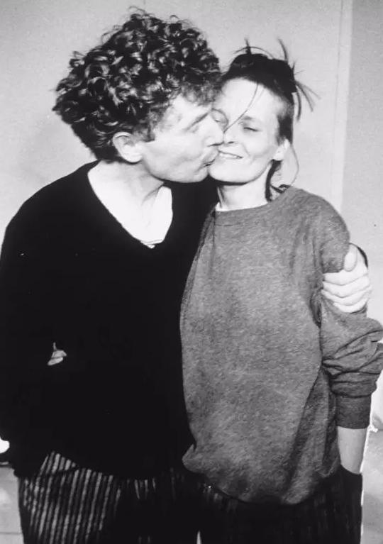 50岁娶鲜肉老公,74岁炮轰首相,每一天都作妖到闪闪发光!