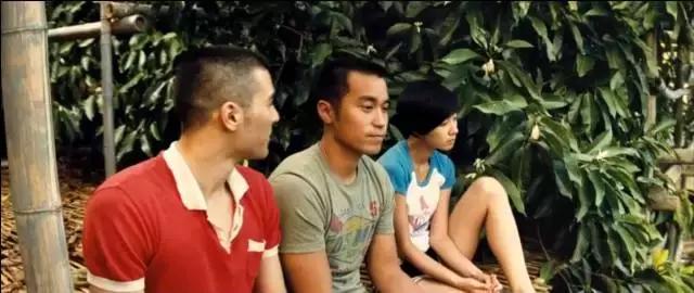 成年人的爱情有浪漫吗,成年人的爱情是怎么开始的