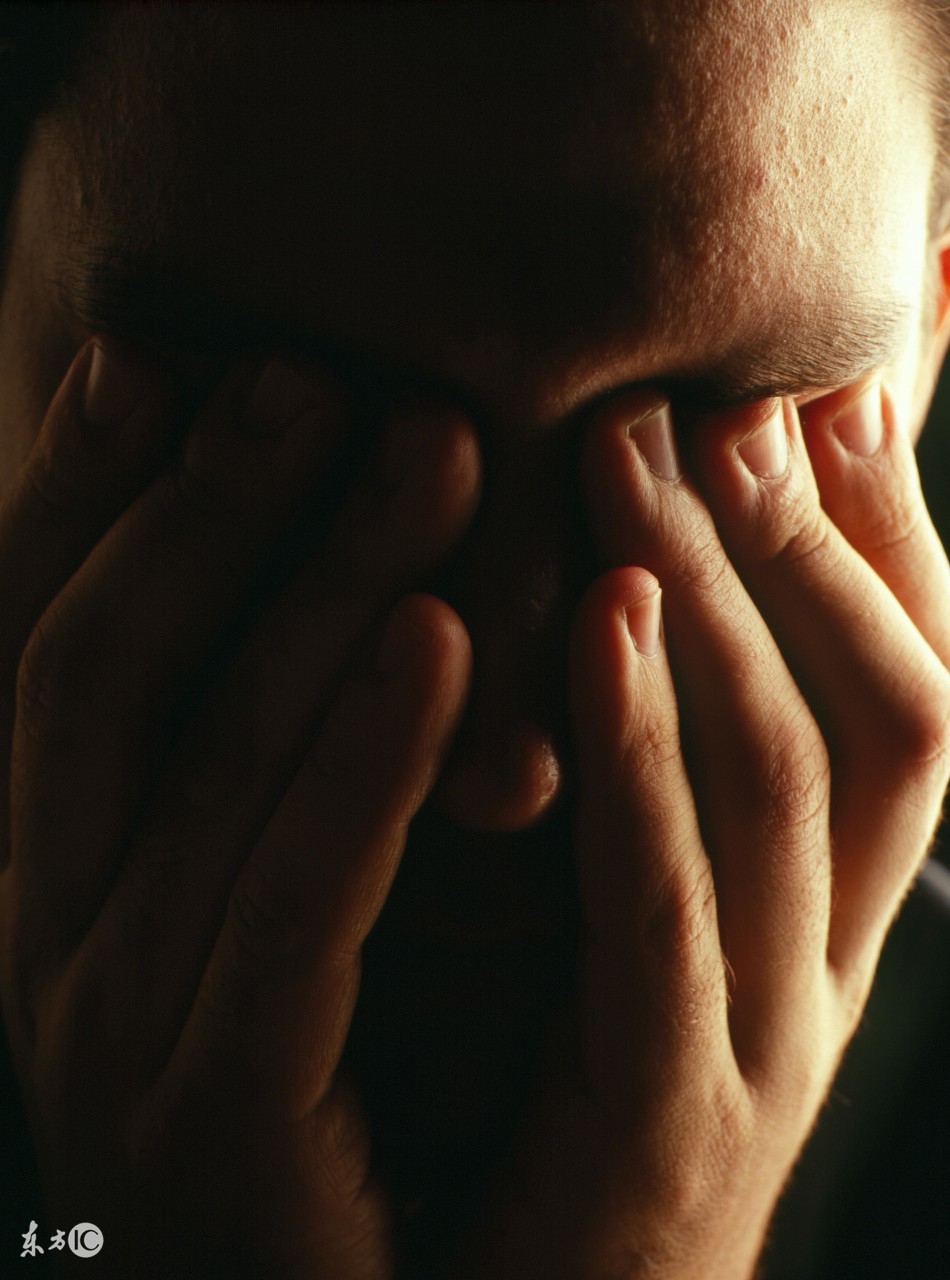 抑郁症想逃离家里怎么办,抑郁症害怕接触社会怎么办